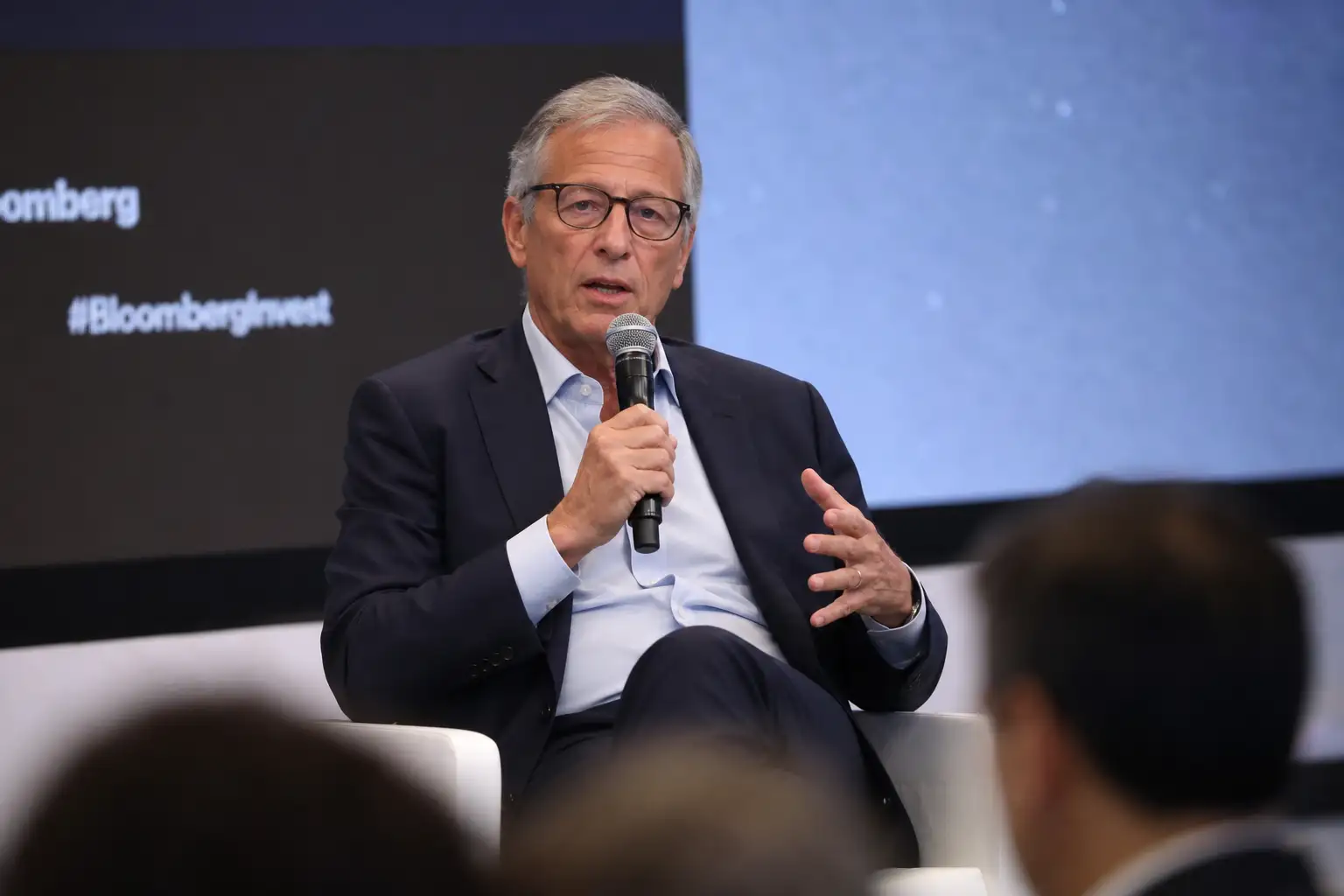 Iger 退场后说出迪士尼三场旧梦:Twitter、苹果和 007 为什么都没成