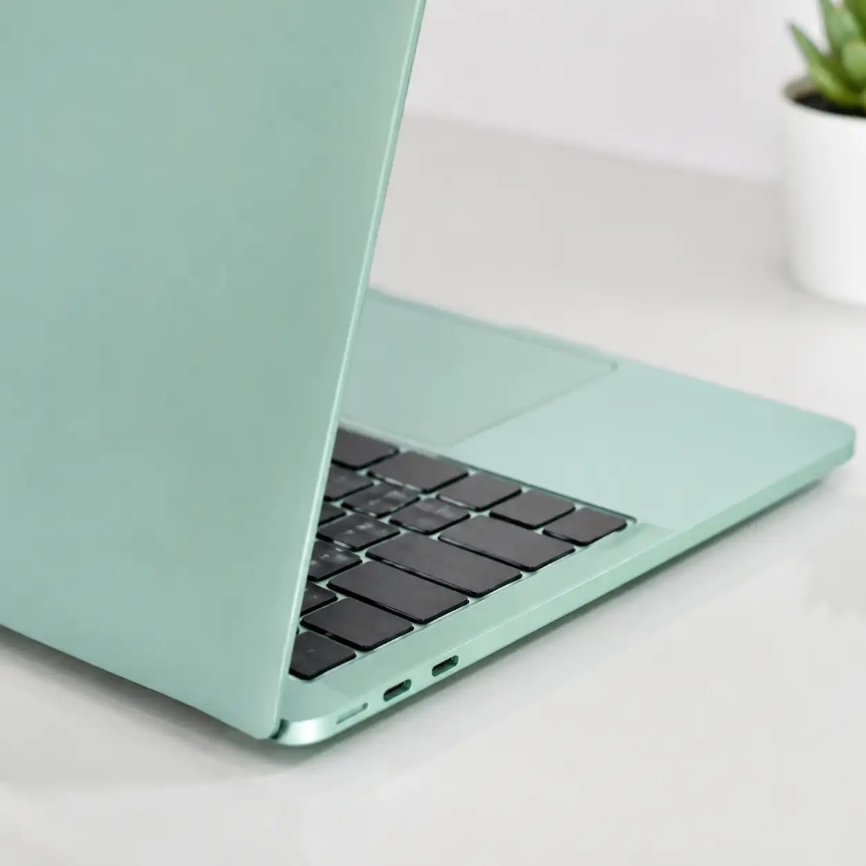 MacBook Neo传闻换芯加内存，599美元这道坎才是真考验