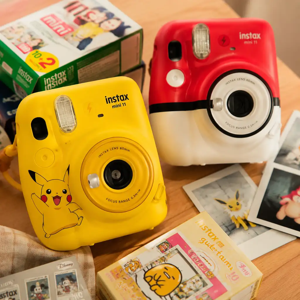 皮卡丘上不了Polaroid最贵的那台相机