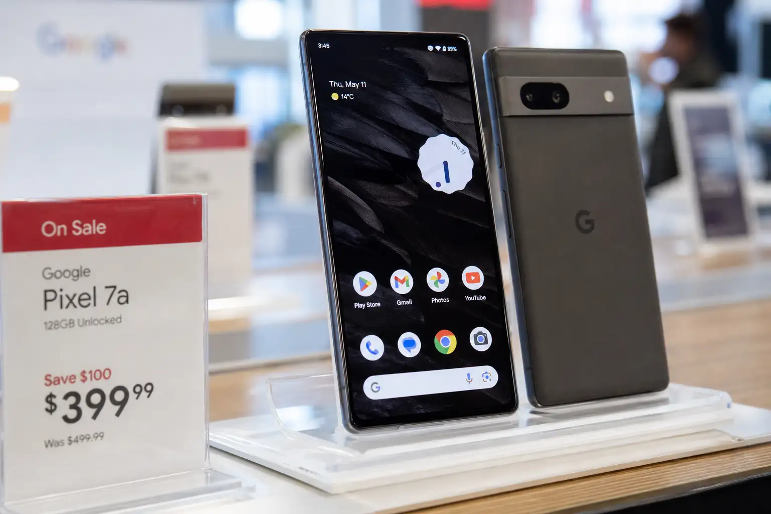 Pixel 10A 降到 399 美元,才算回到中端机本分